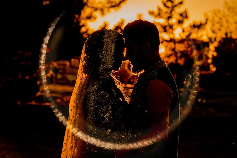 Red and Gold, wedding photograph by Sameen Photography