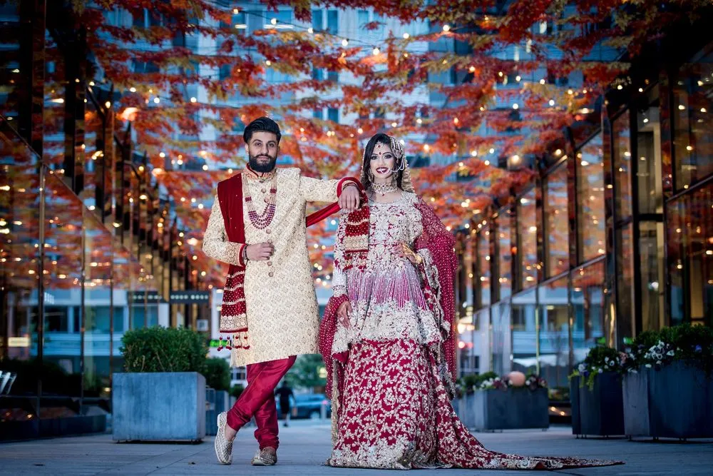 Red and Gold, wedding photograph by Sameen Photography